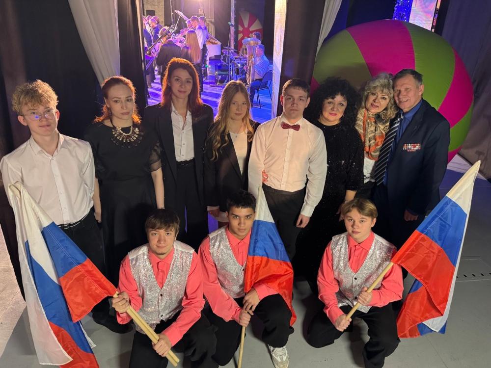 Участие в концертной программе для городского клуба Ветеран