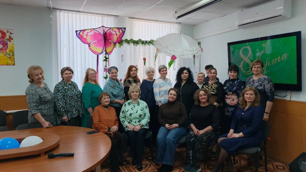 О, женщина, тебя прекрасней нет!